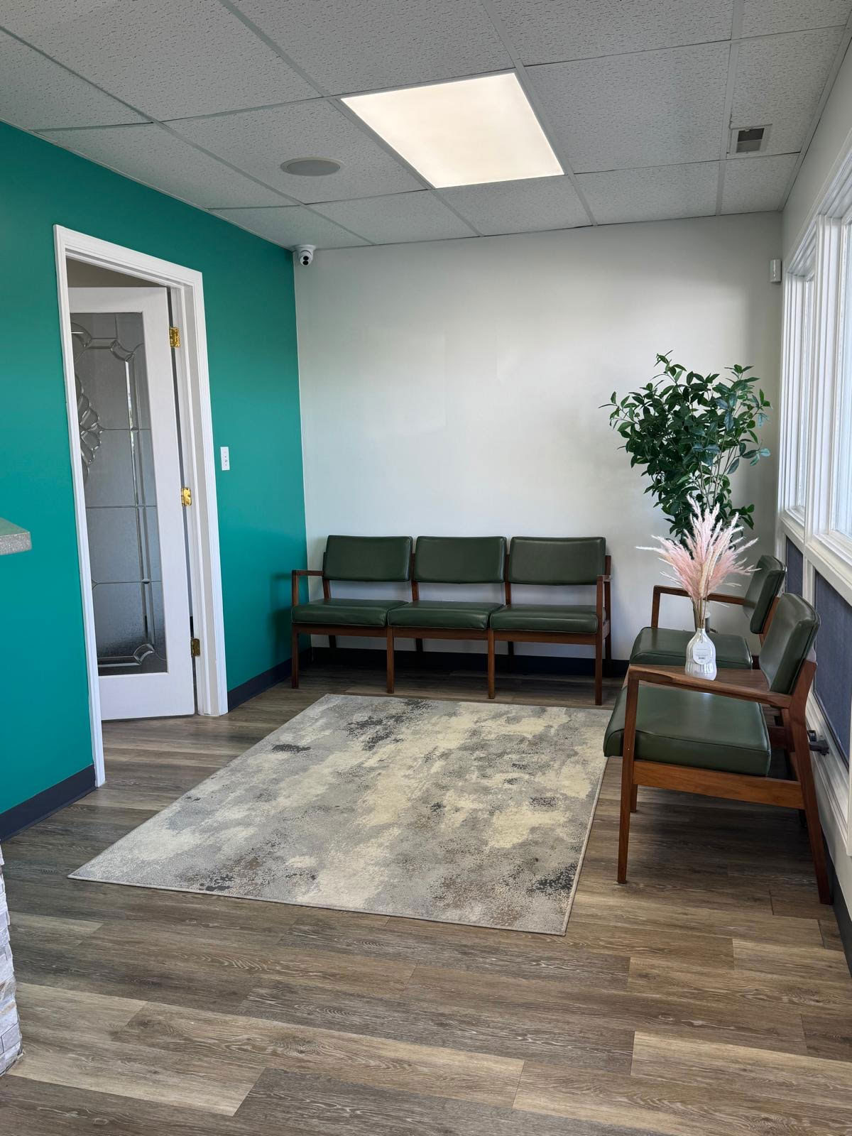 Artistic Family Dental | Veneers, Fluoride Treatment and Dental Fillings